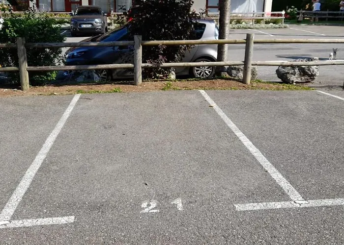 Au Calme Parking Prive * Bernex